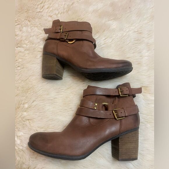 Josef Seibel Brown Leather Booties with Buckle Detail size 40 or 9.5 - Picture 9 of 10